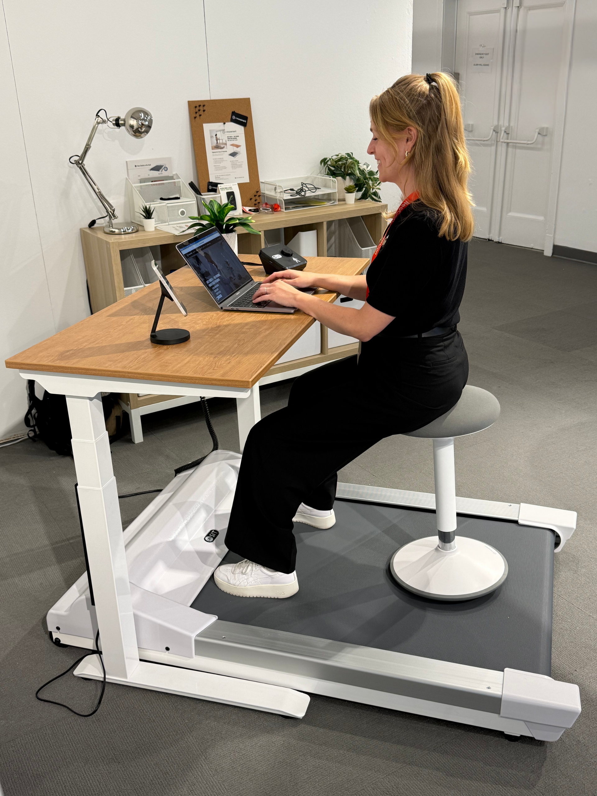 Energy Standing Desk Stool